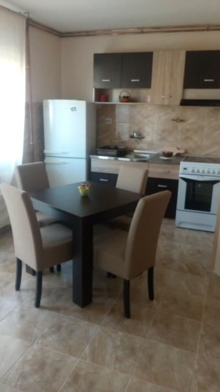 Djurdja Apartment Аранделовац Экстерьер фото